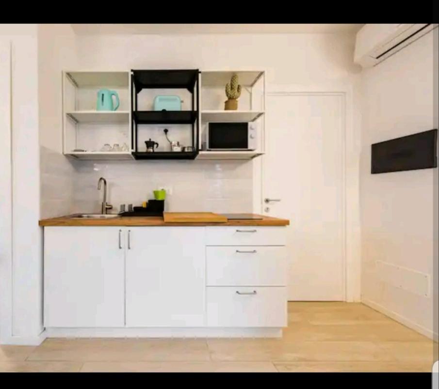 Conca D'Oro B&B And Apartments Torbole Sul Garda Room photo