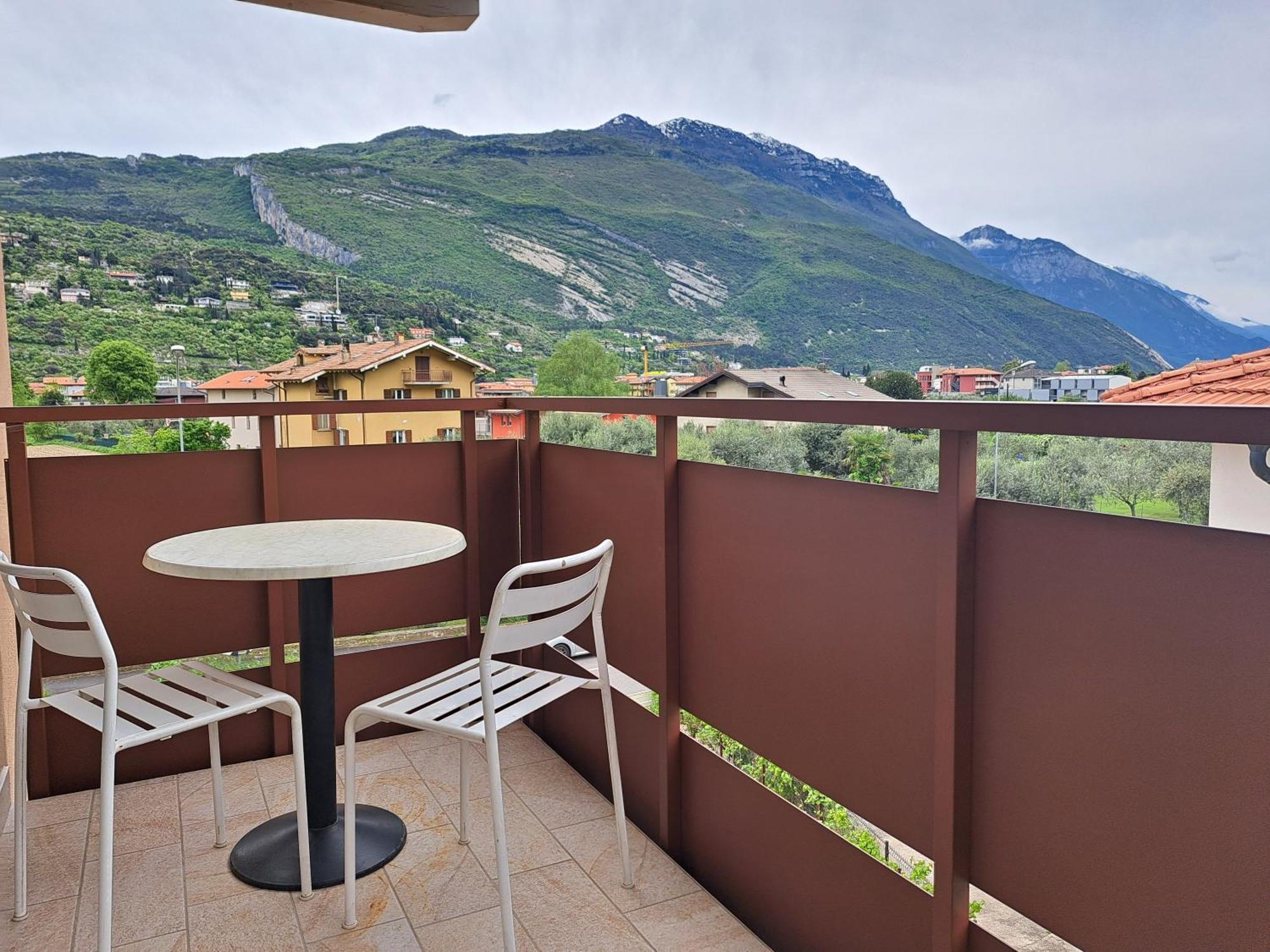 Conca D'Oro B&B And Apartments Torbole Sul Garda Exterior photo
